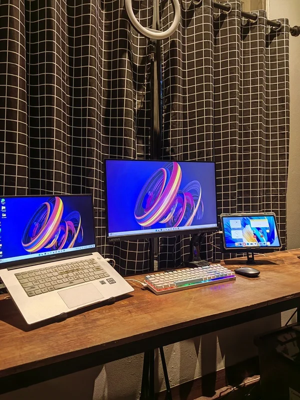 Sakka Digital Working Room